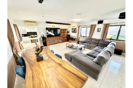 Villa in Pego zu verkaufen, Wohnfläche 320 m², Baujahr 2009, Klimaanlage, Grundstück 1166 m², 5 Schlafzimmer, 4 Badezimmer, Pool, ref.: O-V98014-12