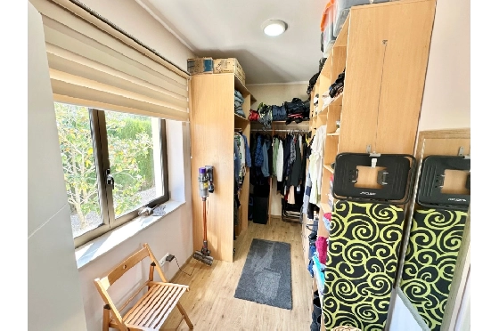 Villa in Pego zu verkaufen, Wohnfläche 320 m², Baujahr 2009, Klimaanlage, Grundstück 1166 m², 5 Schlafzimmer, 4 Badezimmer, Pool, ref.: O-V98014-22