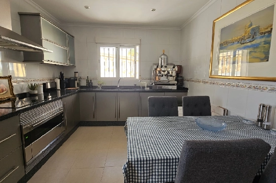 Villa in Pego zu verkaufen, Wohnfläche 312 m², Baujahr 2005, Klimaanlage, Grundstück 1027 m², 5 Schlafzimmer, 5 Badezimmer, Pool, ref.: O-V98114-18