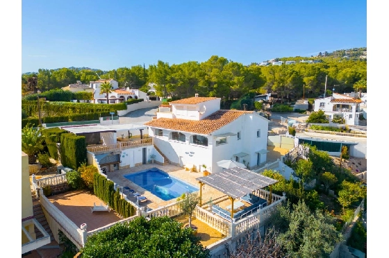 Villa in Benissa(La Fustera) zu verkaufen, Wohnfläche 284 m², + Fussbodenheizung, Klimaanlage, Grundstück 1143 m², 5 Schlafzimmer, 4 Badezimmer, Pool, ref.: CPS-EXCLBEN849-1