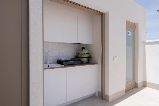 Eck-Reihenhaus in Los Alcazares zu verkaufen, Wohnfläche 146 m², Zustand Erstbezug, Klimaanlage, Grundstück 177 m², 3 Schlafzimmer, 2 Badezimmer, Pool, ref.: HA-LAN-480-Q01-25